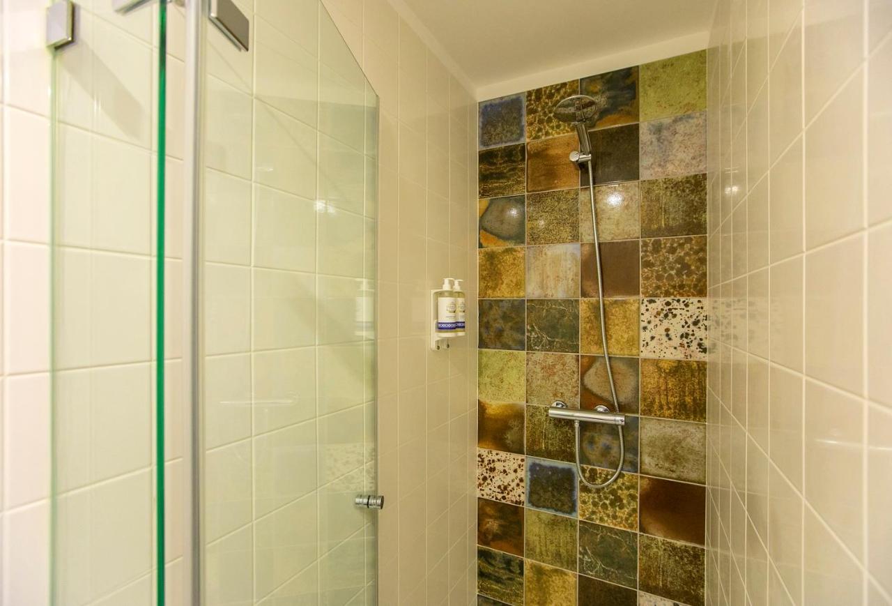 Charming In Historic Downtown Appartement Porto